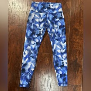 Lululemon Wunder Under size 8 HighRise 28” Blush Blossom Alpine White Midnight